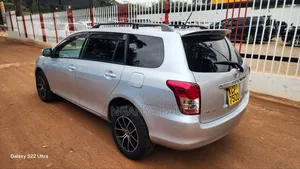 Toyota Corolla Fielder 2011 Silver