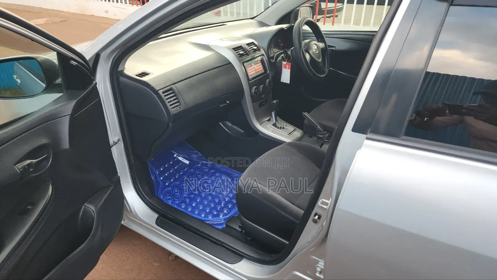Toyota Corolla Fielder 2011 Silver