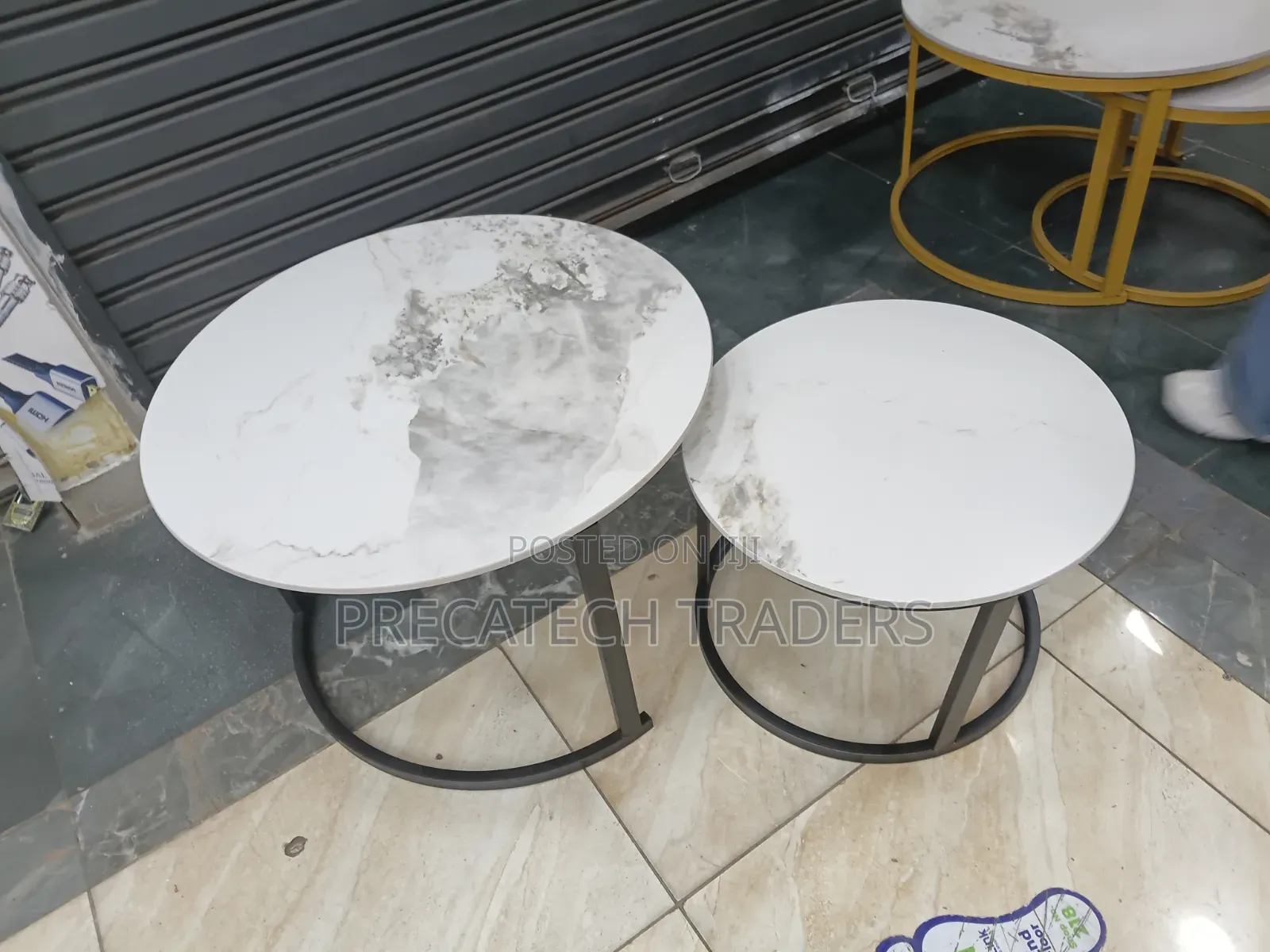 2-Piece Round Coffee Table With Marble Finish