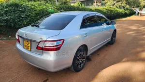 Toyota Premio 2011 Silver