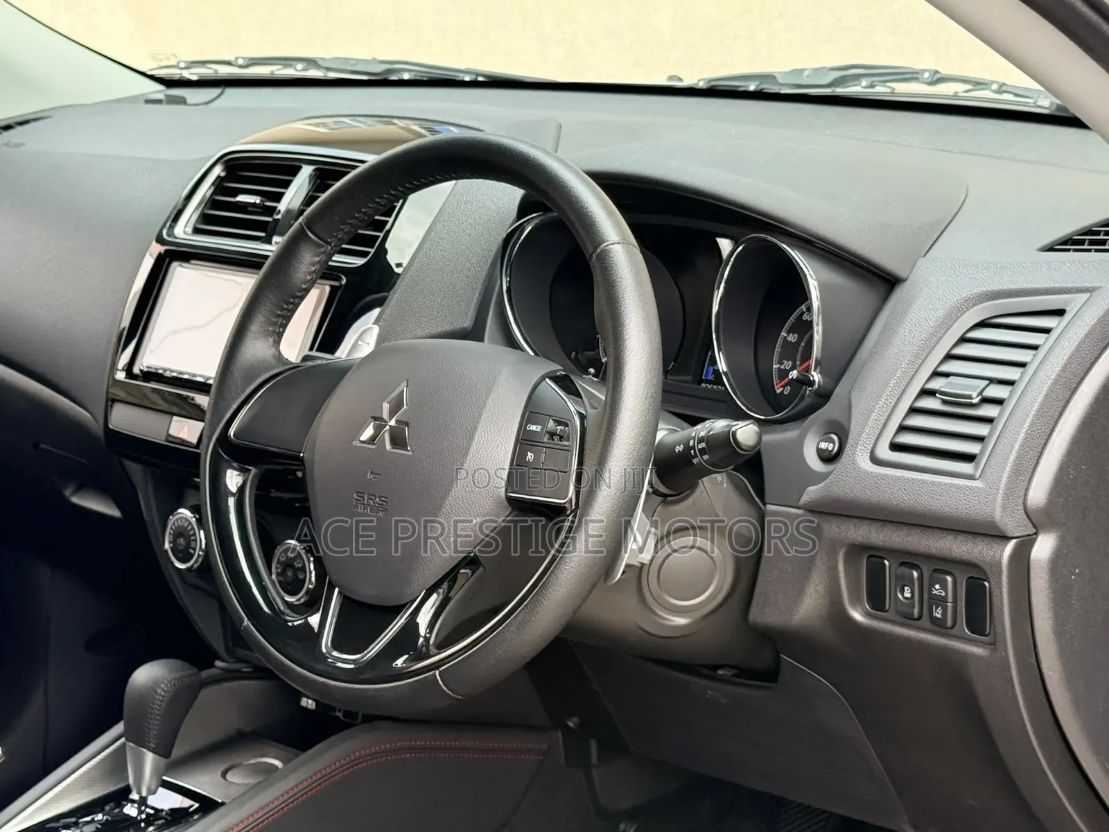 Mitsubishi RVR 2019 Silver