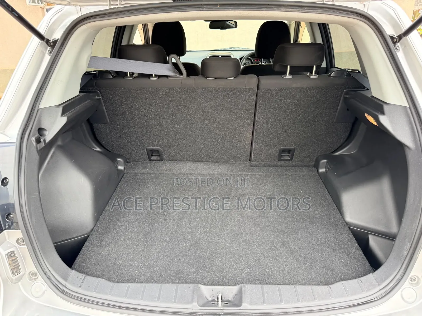 Mitsubishi RVR 2019 Silver