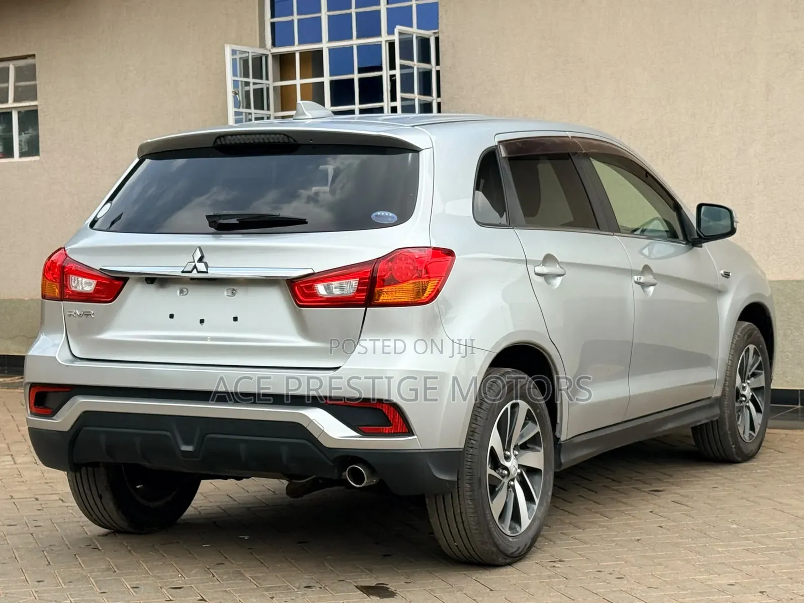 Mitsubishi RVR 2019 Silver