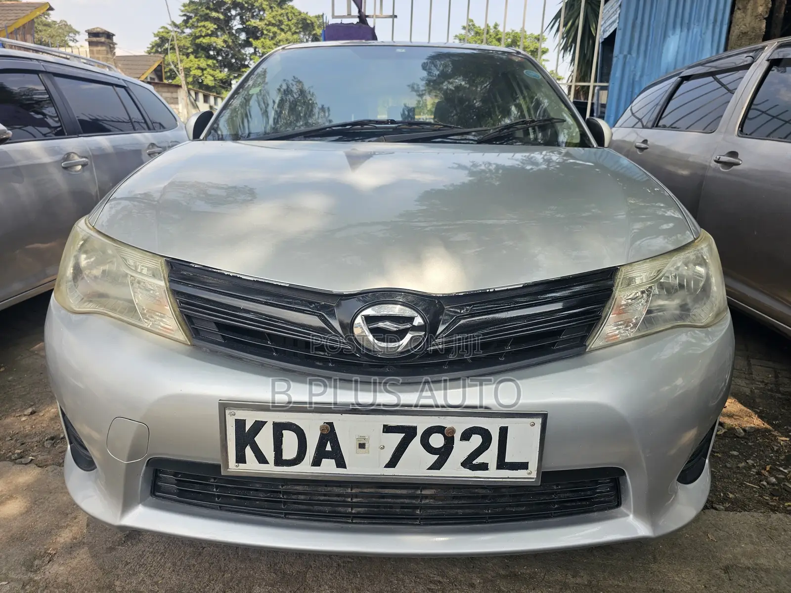 Toyota Corolla Fielder 2013 Silver