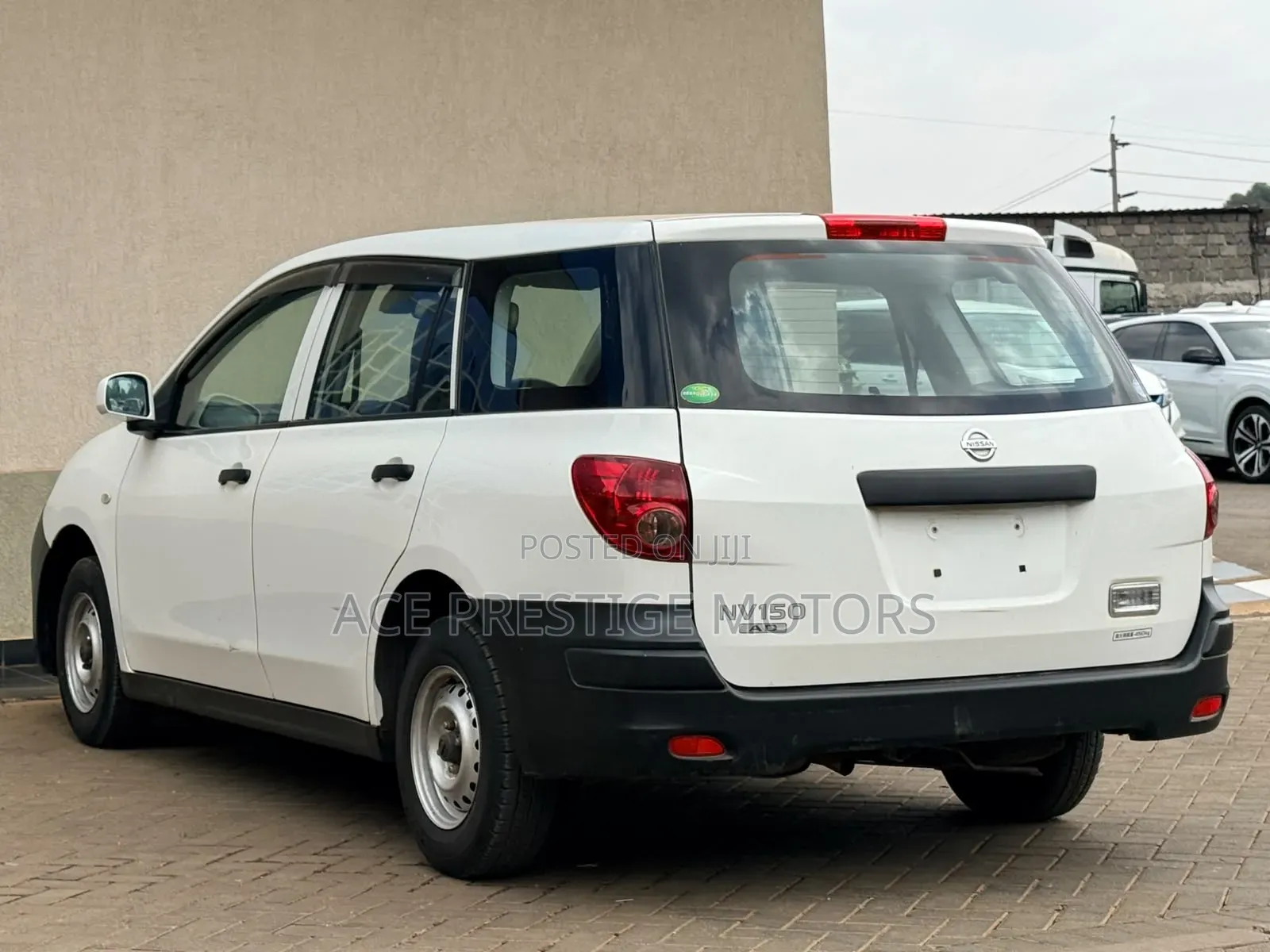 Nissan Advan 2018 White