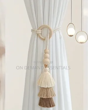 Decorative Ring Curtain Tieback Wit Layered Fan-Shaped Tassels