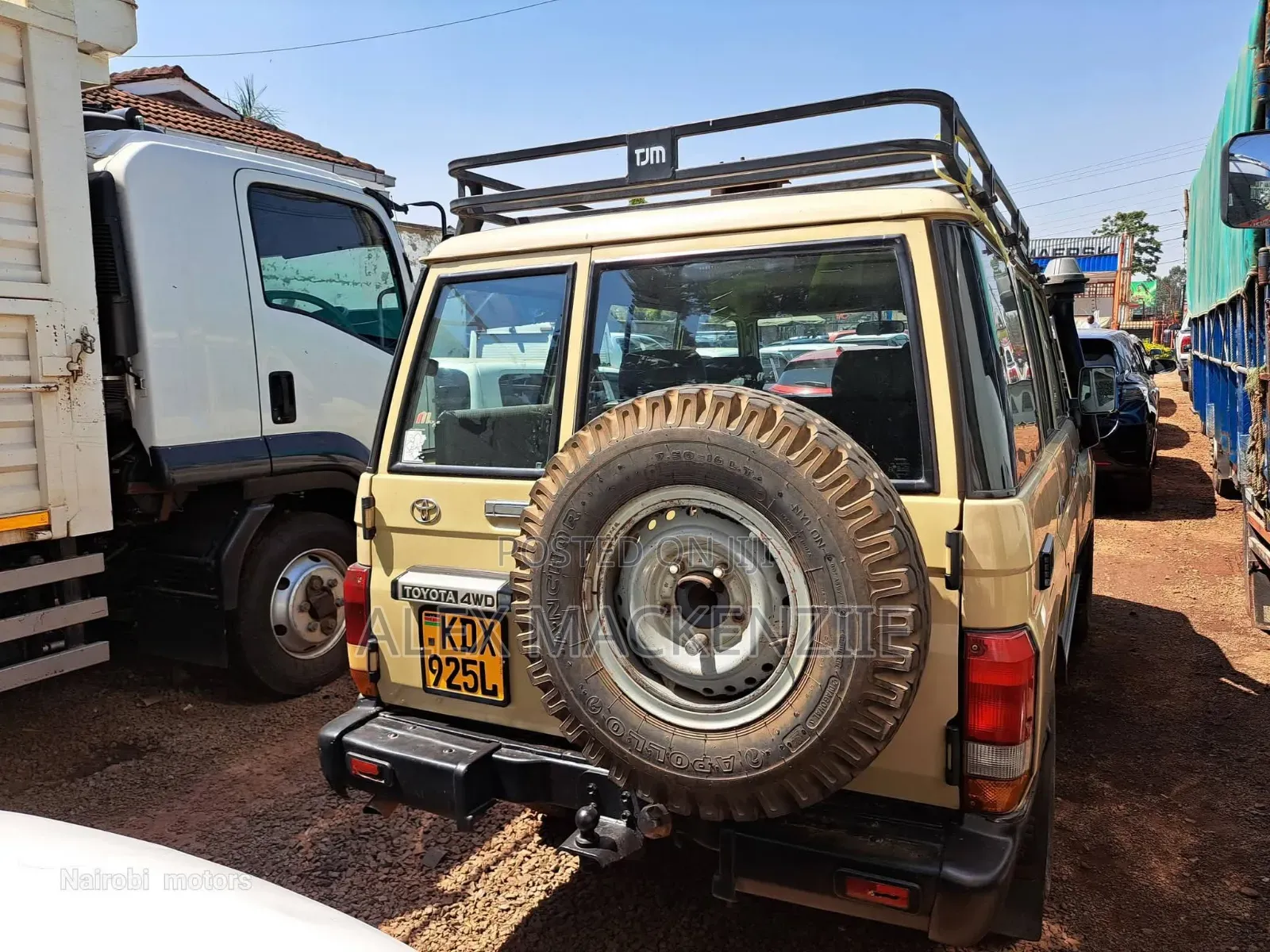 Toyota Land Cruiser 2010 Ivory