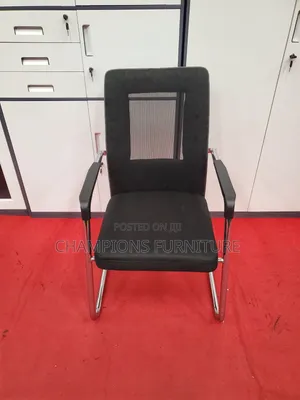 Black Sled Base Visitors Chair