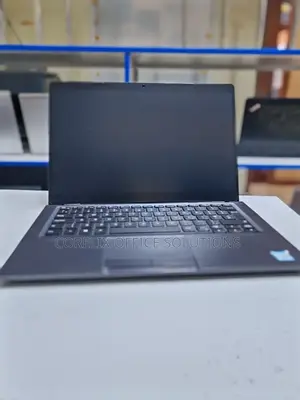 Laptop Dell Latitude 5300 8GB Intel Core i5 SSD 256GB