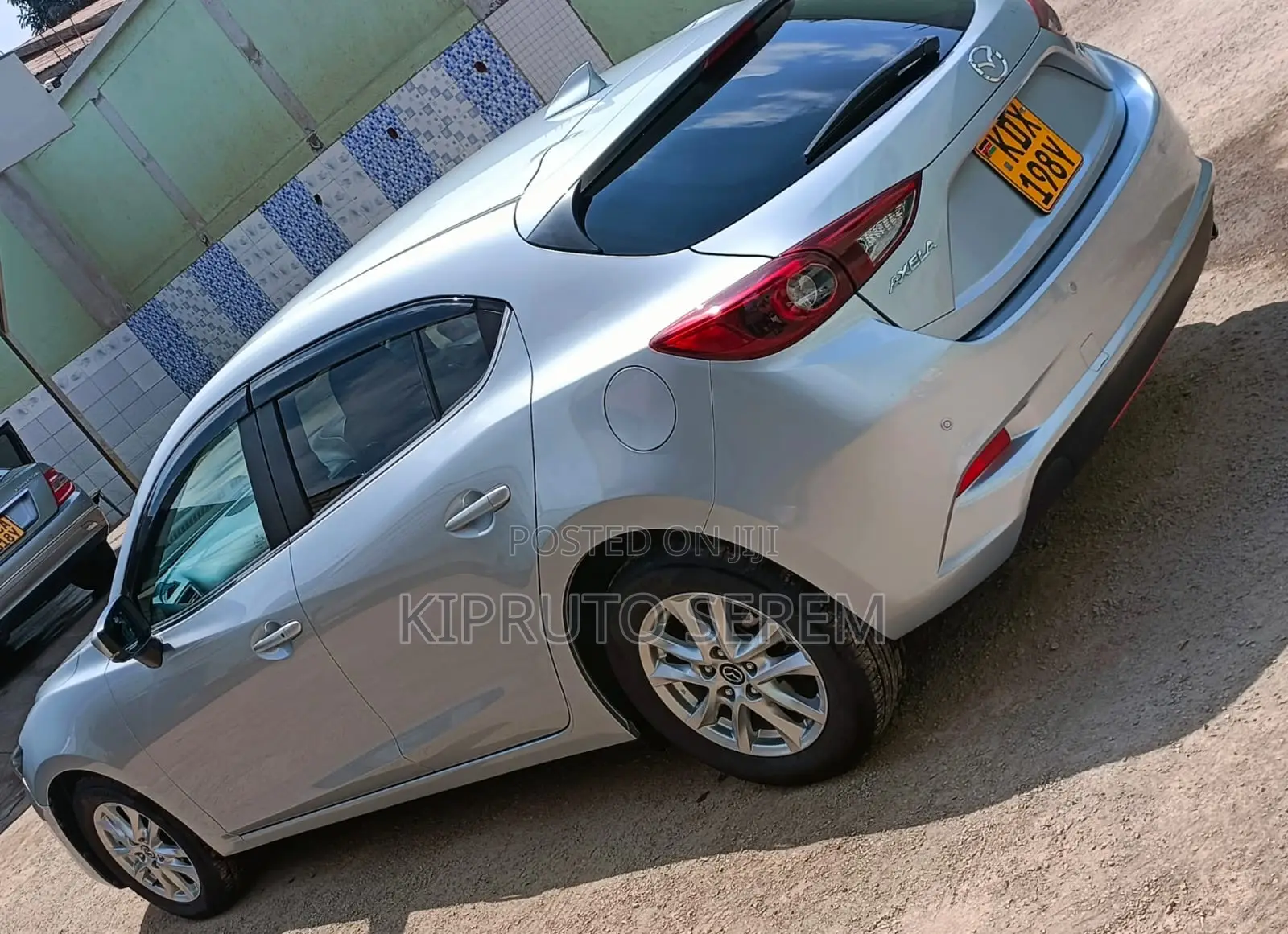 Mazda Axela 2019 Silver
