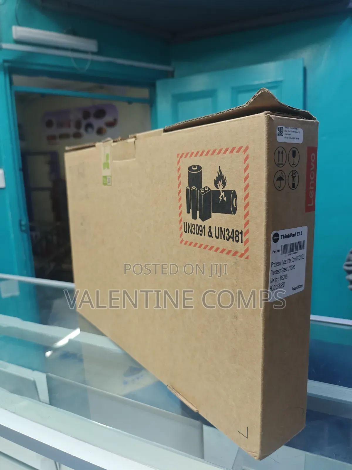 Laptop Lenovo ThinkPad E15 8GB Intel Core i3 SSD 256GB