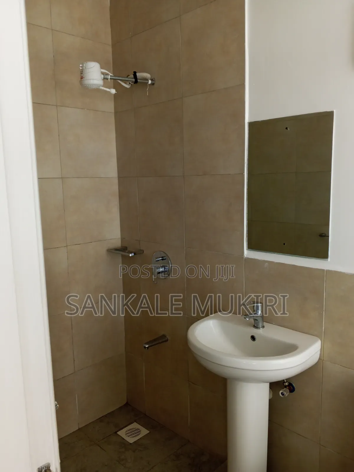 2bdrm Duplex in Wayakiway, Muthiga for rent