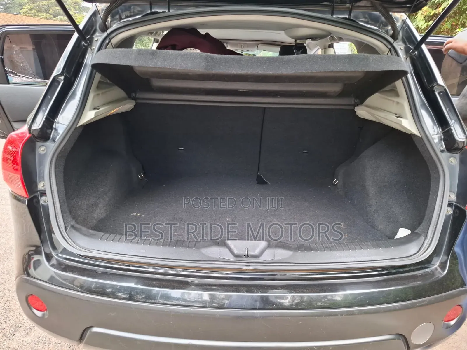 Nissan Dualis 2013 Black