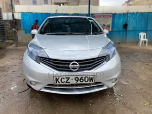Nissan Note 2013 Silver
