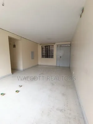 3bdrm Apartment in Nyayo Estate for rent