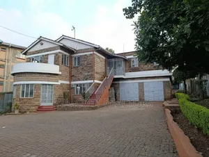 4bdrm Maisonette in Gitaru for sale