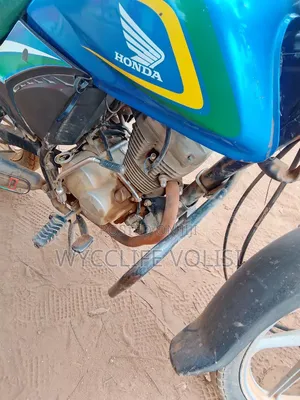Honda XL 125 2022 Blue