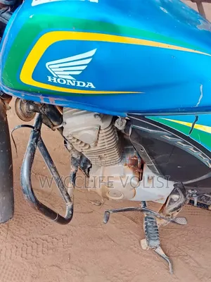 Honda XL 125 2022 Blue