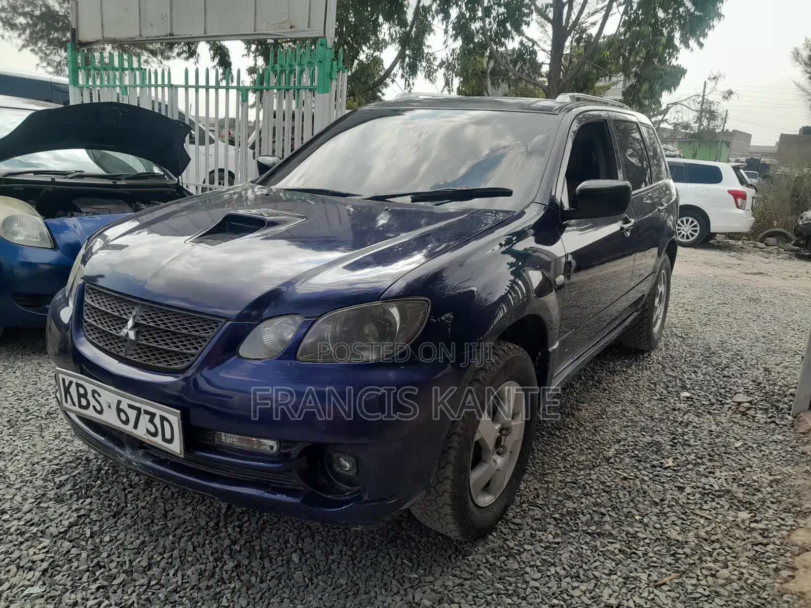 Mitsubishi Airtrek 2002 Blue