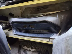 Auris 2014 Front Bumper
