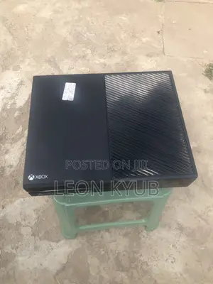 Xbox One 500gb Standard Edition Clean