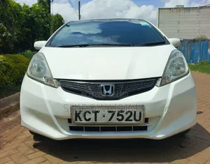 Honda Fit 2011 Off white