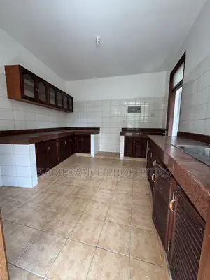 3bdrm Apartment in Tudor Poly for rent