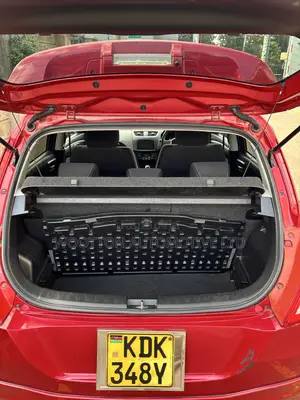 Suzuki Swift 2016 Red
