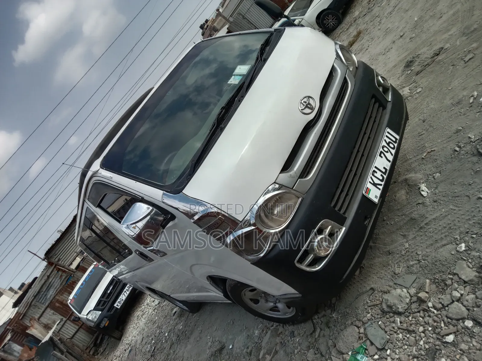 Toyota HiAce 2010 White