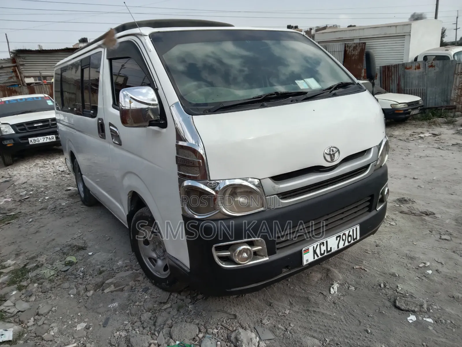 Toyota HiAce 2010 White