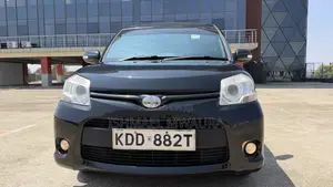 Toyota Sienta 1.5 FWD 2014 Black