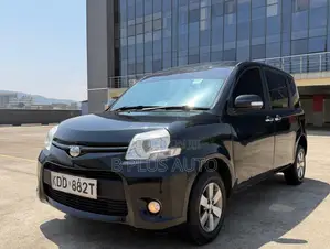 Toyota Sienta 2014 Black