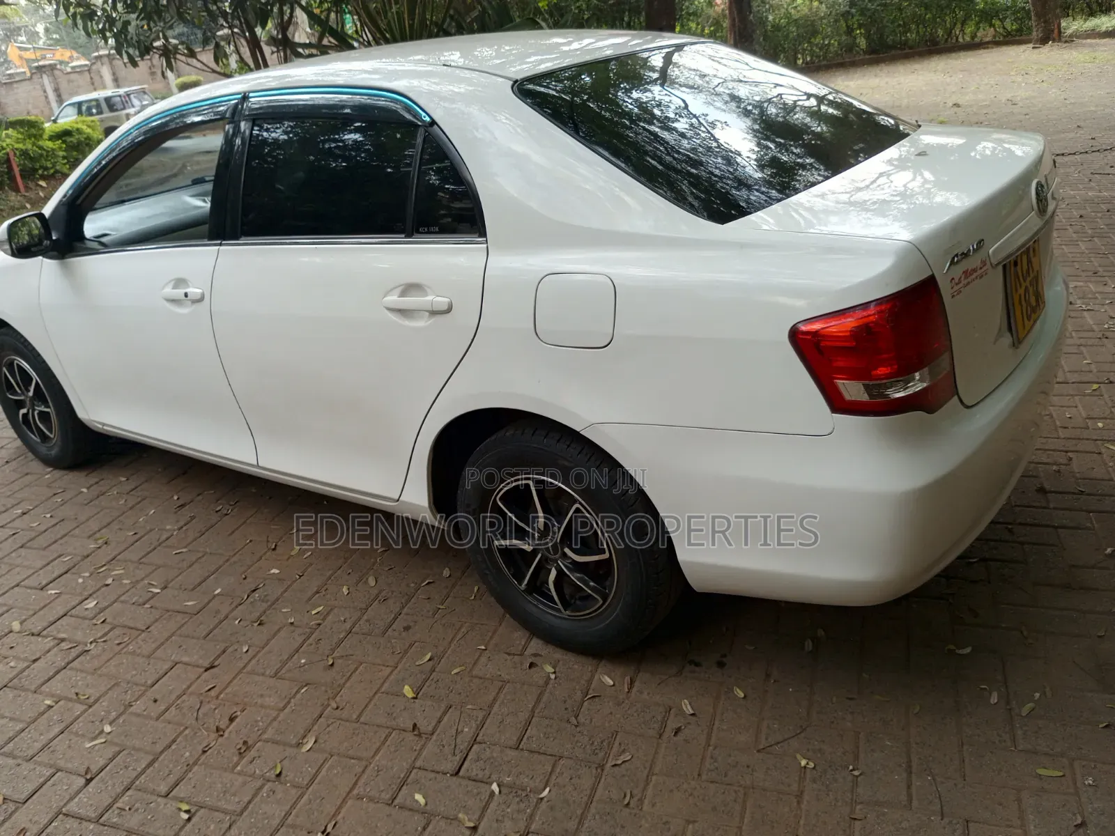 Toyota Axio 2009 White