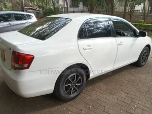 Toyota Axio 2009 White