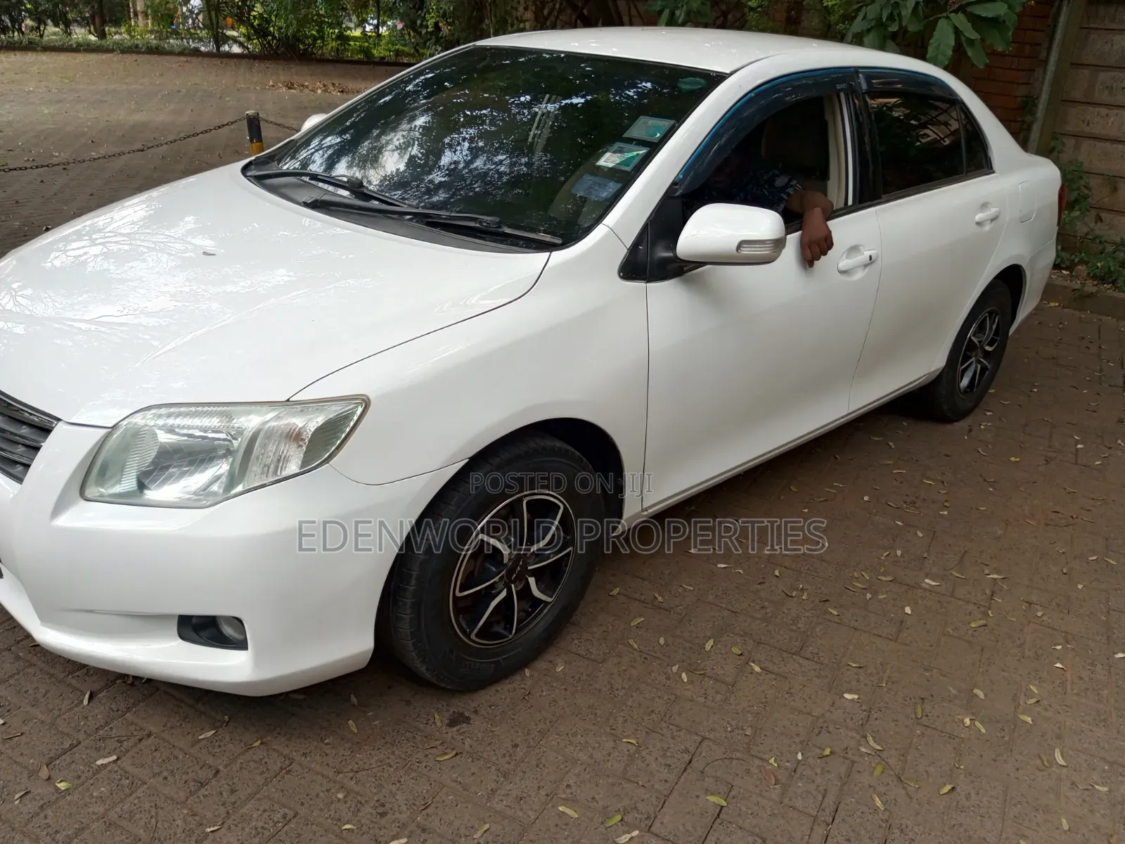 Toyota Axio 2009 White