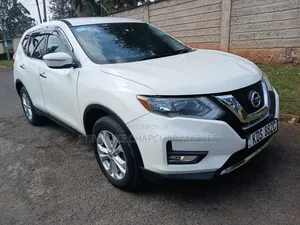 Nissan X-Trail 2017 White