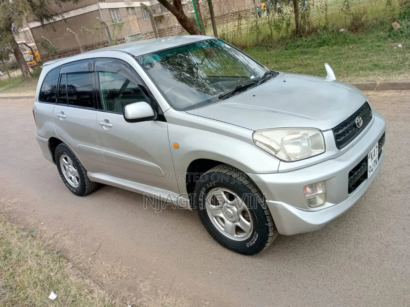 Toyota RAV4 2001 Silver