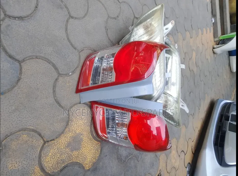 Fielder 2010 Tailight