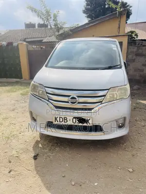 Nissan Serena 2013 Silver