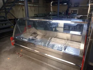 Commercial Stainless Steel Curved-Glass Meat Display Chiller