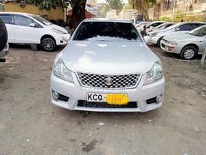 Toyota Crown 2012 Silver
