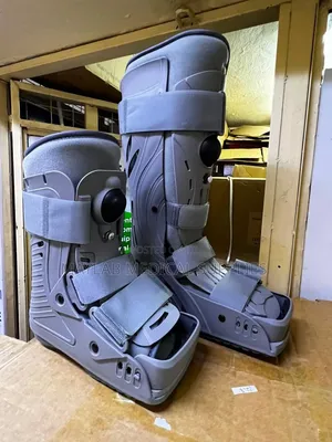 Ankle Walkers – Orthopedic Walking Boots for Ankle Foot Support