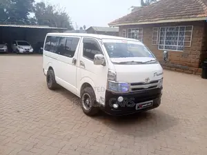 Toyota HiAce 2012 White