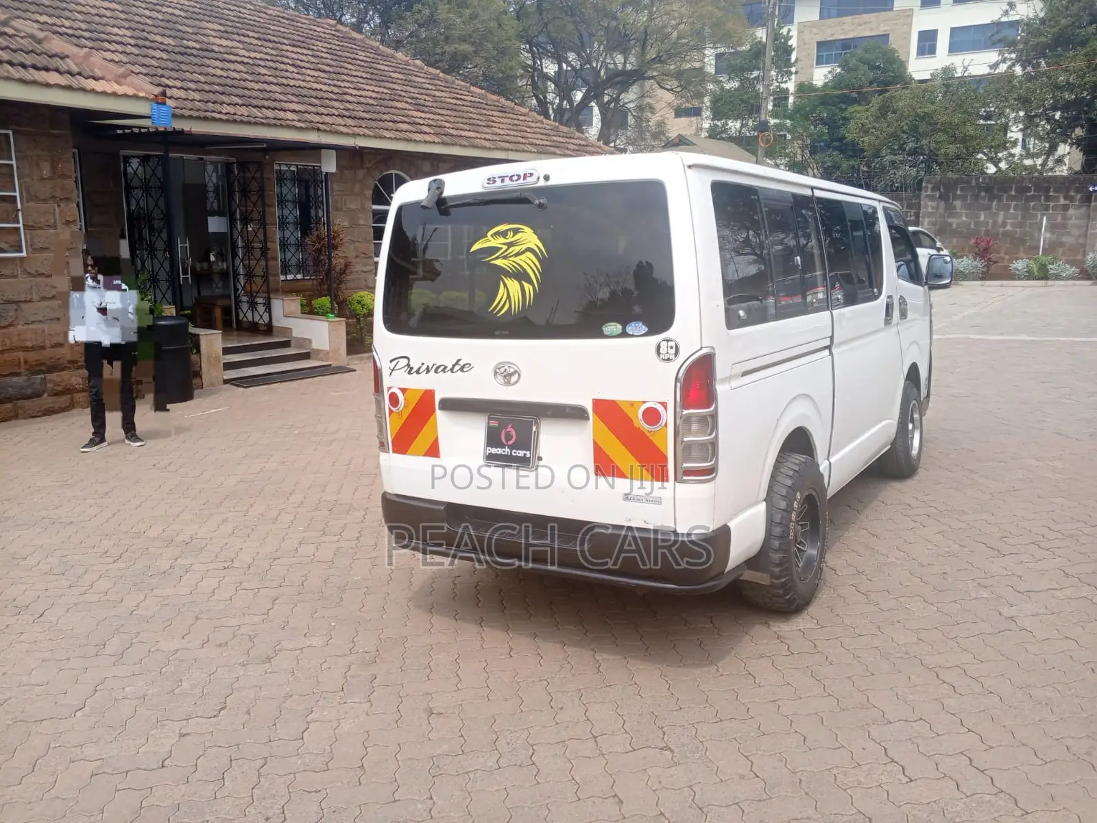 Toyota HiAce 2012 White