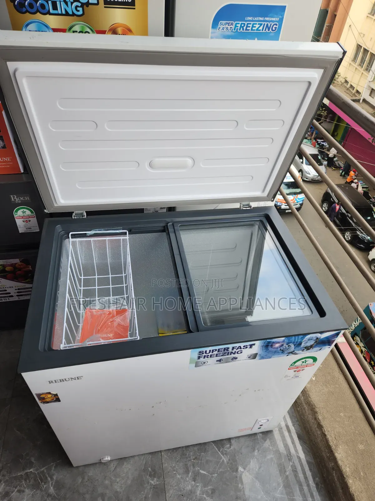 Chest White Deep Freezer 200litres