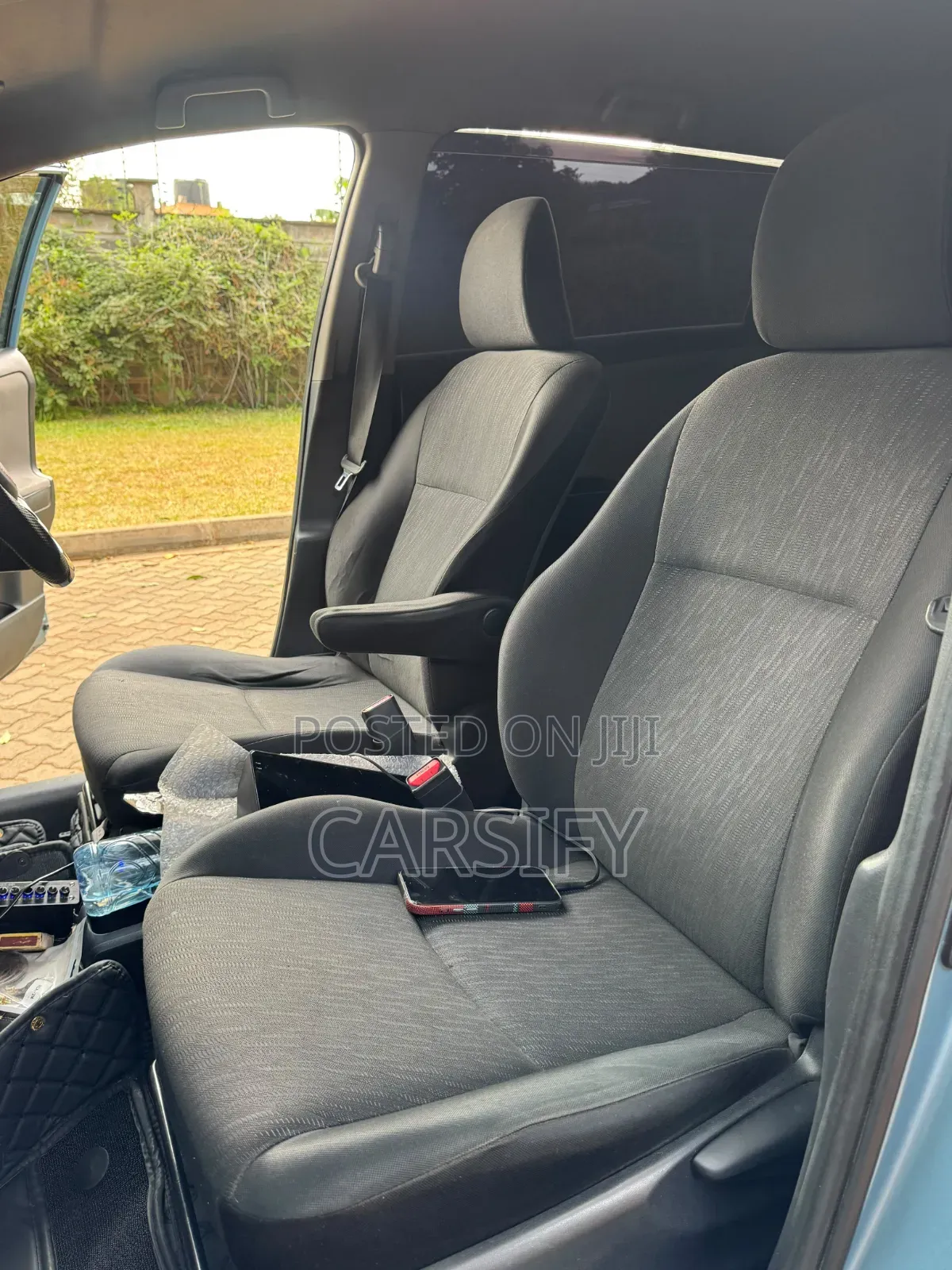 Toyota Wish 2010 Blue