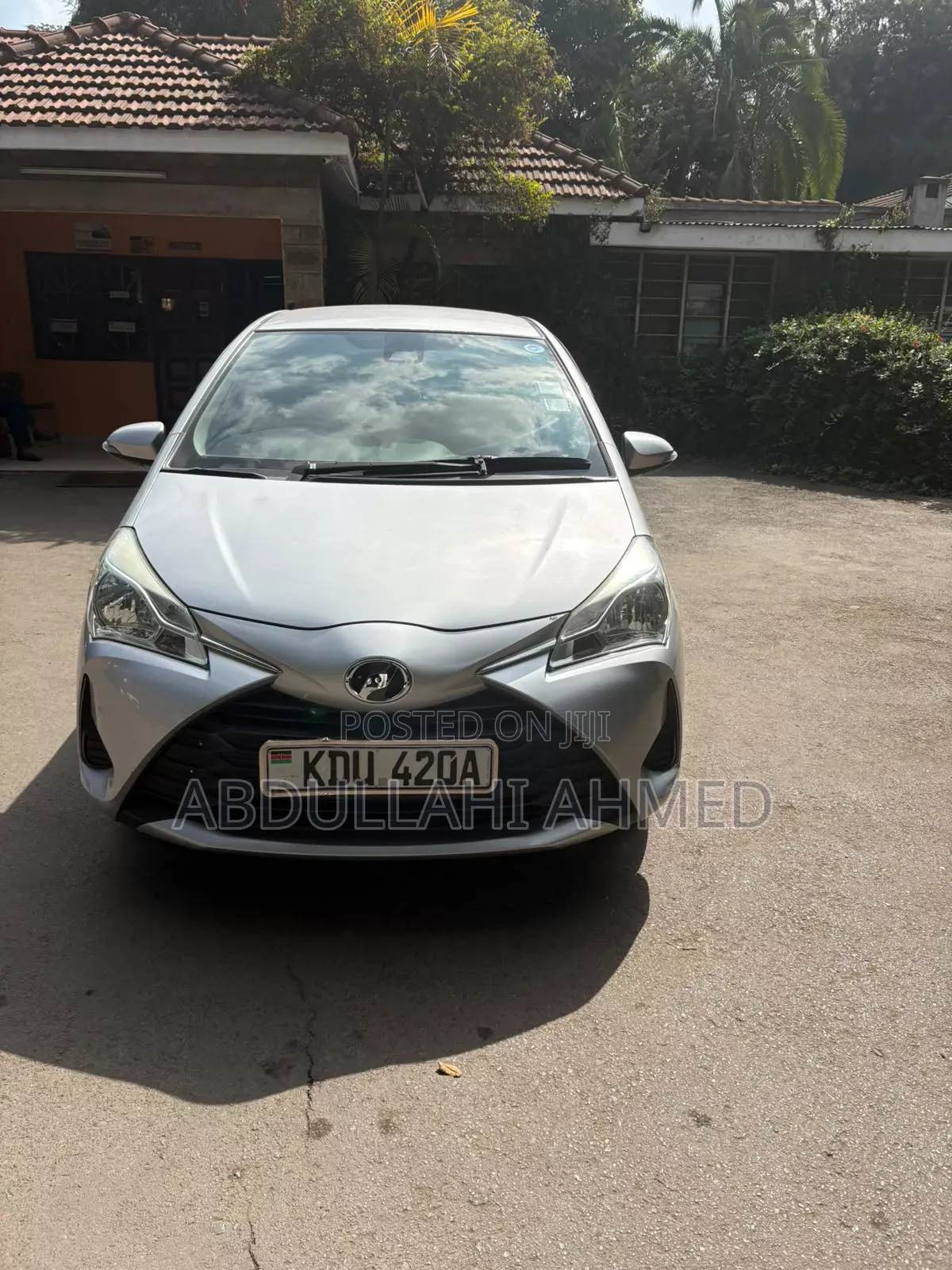 Toyota Vitz 2019 Silver