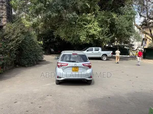 Toyota Vitz 2019 Silver
