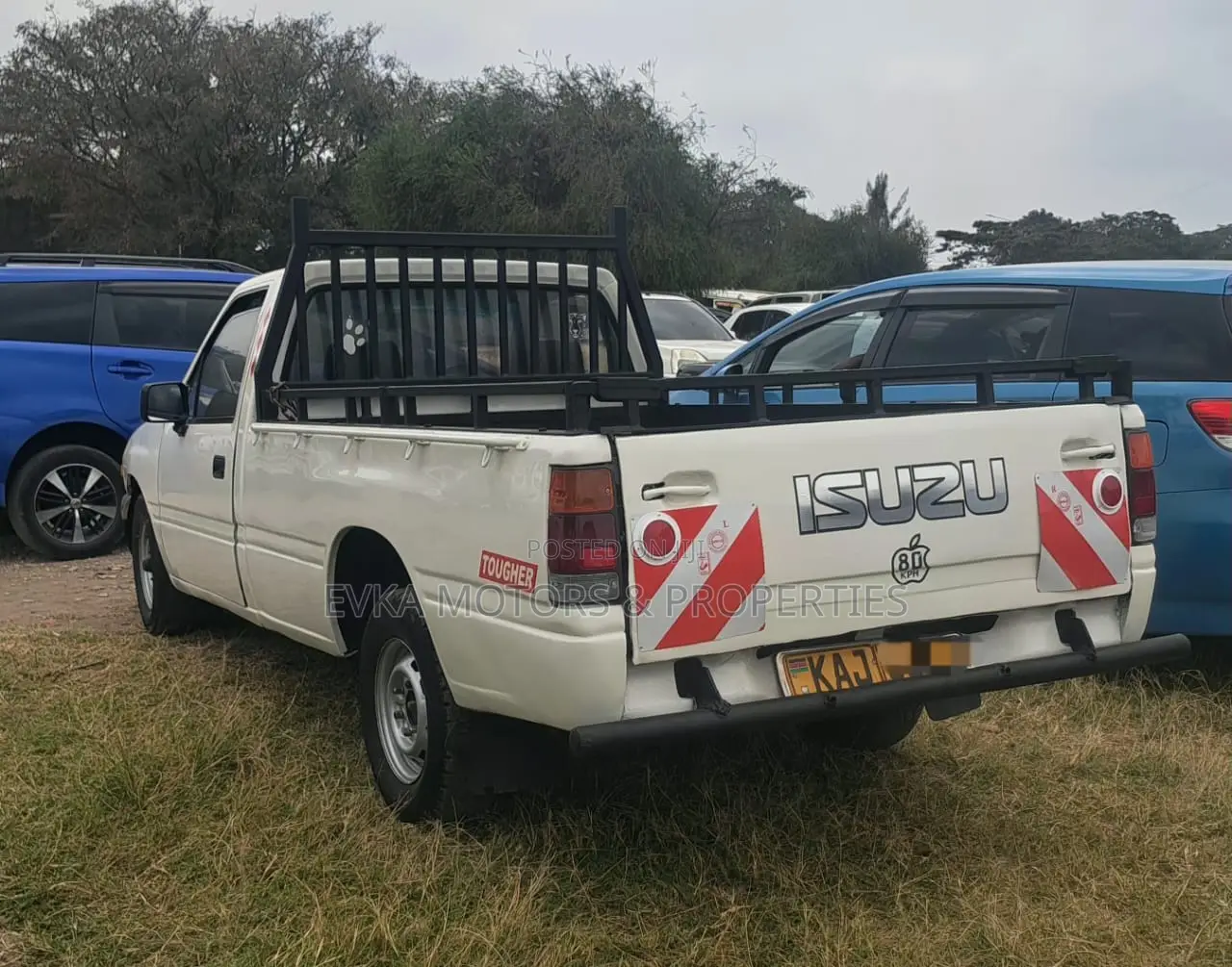 Isuzu Tougher 1997 White