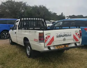 Isuzu Tougher 1997 White